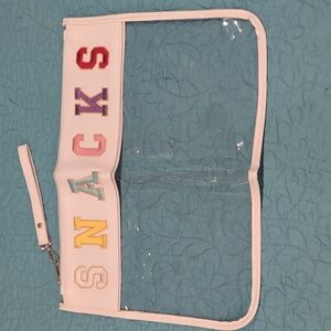 NWOT Snack Bag Embroidered Sz Large White